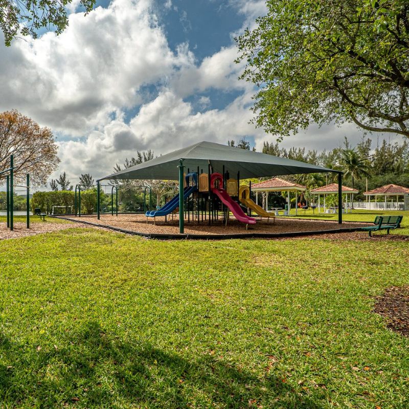 1282 SW 44th Ter, Deerfield Beach, FL 33442